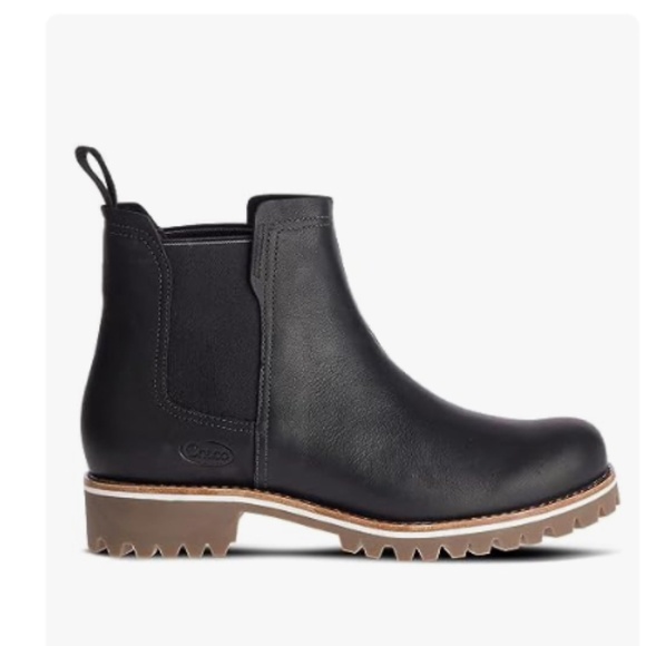Chaco Shoes - Chaco women’s leather Chelsea boots